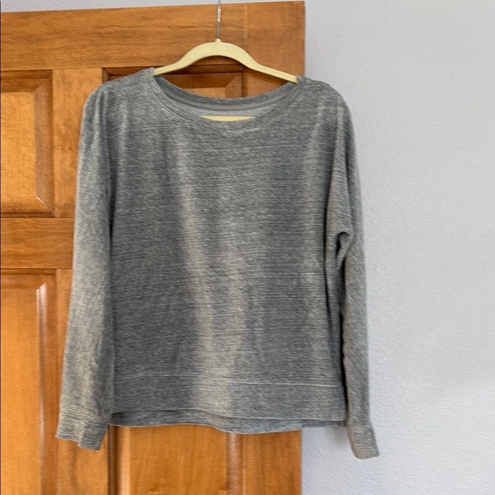 Gray Long Sleeve Sweatshirt